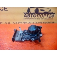 Помпа Renault Megane 2 2002-2009 8200962184