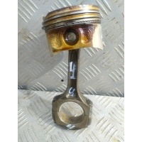 Шатун в сборе с поршнем Renault Megane 2 2003-2009 121009455R