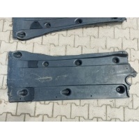 Audi q3 83a крышка шасси левая 5qf825201j