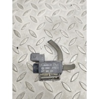 Клапан электромагнитный Audi A8 BGK 2005 077906283