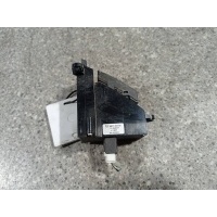 Кнопка аварийной сигнализации хетчбэк 5 дв. Mazda 3 BL 2010 BBP3664H0,10004071