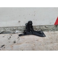 Кронштейн переднего бампера Audi A4 B7 2005 8E0805363