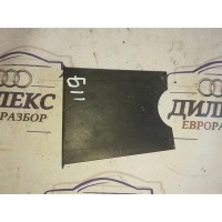 накладка (кузов внутри) Audi Q5 2011 8R0971824A