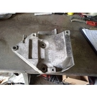 Audi seat skoda volkswagen - лапа двигателя 06b260885