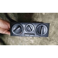 Блок управления печки/климат-контроля Volkswagen Golf 4(1997-2004) 1999 1J0820045F