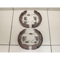 Колодки ручного тормоза к-кт Nissan RAV 4 (2006 - 2013) 44060CY025