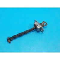 Ограничитель двери задний SUZUKI Grand Vitara 3 2005-2015 8183065J01