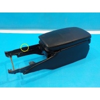 Подлокотник LEXUS GS 3 2005-2012 5881030A22C0
