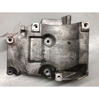 Кронштейн компрессора кондиционера Audi A6 C5 (S6,RS6) 2000 038260885C