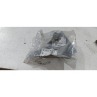 Кронштейн бампера Audi A8 D4 2011-2018 4H0807139