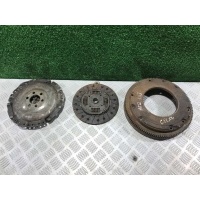 Комплект сцепления Volkswagen Golf 4 1999 027105273G