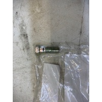 болт Toyota Hilux 3 1979-1983 9010110439