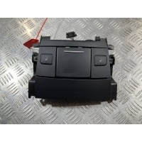 Пепельница Audi S8 D4 2015 4H0864051D