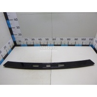 Накладка двери багажника Land Rover Discovery Sport 2014 LR077809