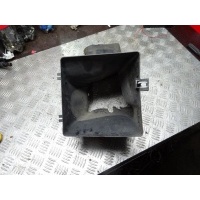 Воздухозаборник Audi A4 2004 8e0117335e
