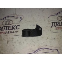 кронштейн Audi Q5 2011 8R0260759