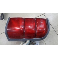 Фонарь задний наружный правый Nissan Patrol Y61 1997-2010 1998 26550VB125