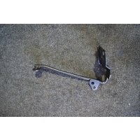 Ригель оголовье капота cls 218 a2188980032