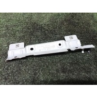 кронштейн (сопут. товар) VW Touareg 2002-2010 2005 7L0817772B