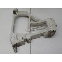 Кронштейн заднего бампера правый Ford Focus II (2005 - 2008) 1434190