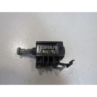 Выключатель концевой Ford Focus II (2005 - 2008) 1227338