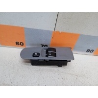 Блок управления стеклоподъемниками Mitsubishi Colt 2004 MR587477