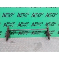 балка буксировочного крюка Mitsubishi Pajero 4 2006-2011 5253C037
