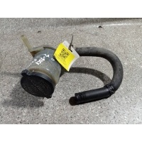 Бачок гидроусилителя С ПРОБКОЙ. 1CD - FTV , полный привод. Toyota RAV4 2 (XA20) 2002
