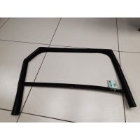 Уплотнитель стекла двери задний правый Land Rover Range Rover Velar 2017- LR128134