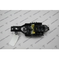 Кронштейн дверной ручки передний LH Volvo XC60 UZ 2017 31378250