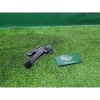 Крюк капота Volvo S60 2012 31218611, 31425791