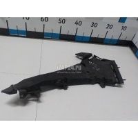 Направляющая переднего бампера правая VAG Q7 [4L] (2005 - 2015) 4L0807284B