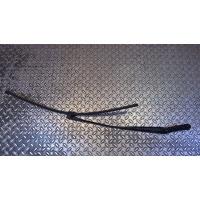 Щеткодержатель перед. правая Volkswagen Touran 2003-2006 2005 1T0955410A