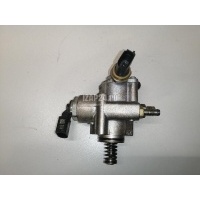Насос (ТНВД) бензиновый VAG A4 [B7] (2005 - 2007) 06F127025K