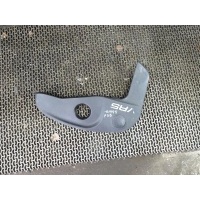 Декоративная крышка двигателя Volkswagen Passat 1999 071103935k
