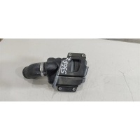 Резонатор воздушного фильтра Audi A4 2003 06C133911B,, BBJ