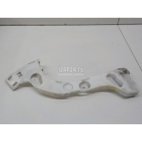 Направляющая заднего бампера правая Ford Focus III (2011 - 2019) 1742938