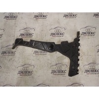 направляющая заднего бампера Audi Q5 2011 8R0807453C