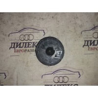 опора пружины Audi Q5 2011 8K0512149B