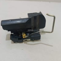 Замок двери задней левой Renault Duster 2012 825036721R