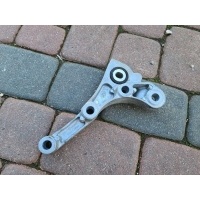 Лапа крепление кпп 1.2t opel astra k v 13367562