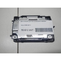 Док-станция для беспроводной зарядки Volvo XC60 2017 32389106