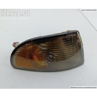 Поворотник (указатель поворота) правый Audi A4 B5 (1994-2001) 1995 8D0953050B