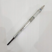 Свеча накаливания trafic iii 2.0 dci 110657031r 4 , 5v
