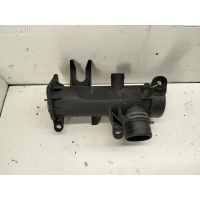 Патрубок воздушного фильтра Volkswagen Touran 2006 03c129617d
