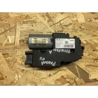 Двигатель электролюка Volkswagen Scirocco 3 2012 6R0959591