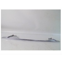 Toyota previa ii r3 00 - 06 накладка крышки багажника задняя