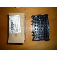 Вставка блок предохранителей volkswagen t5 7h0937617a