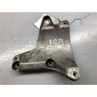 Кронштейн компрессора кондиционера Volkswagen Passat B5 2001 078260835F