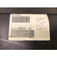 Щиток приборов приборная панель 2006 8200316825G